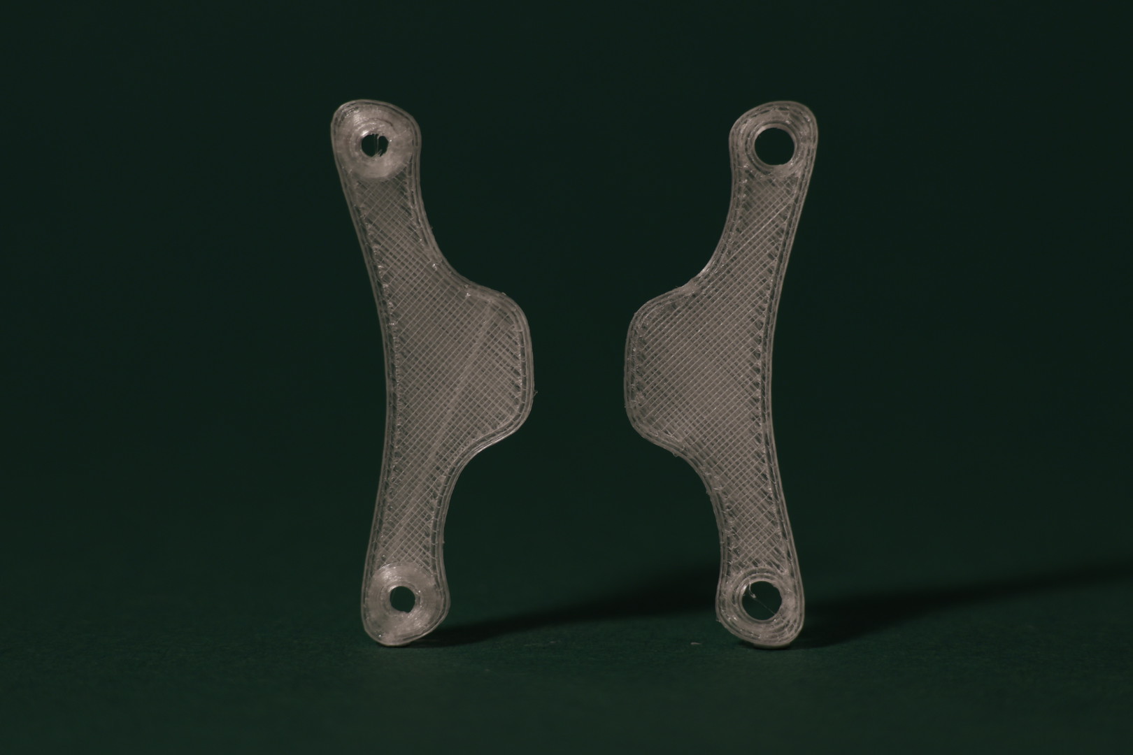Keloid clips – keloid compression clip til earlobe keloids fra PRCuri